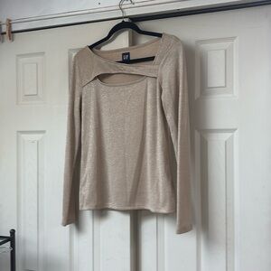 Gap metalic champagne crossover‎  cutout top